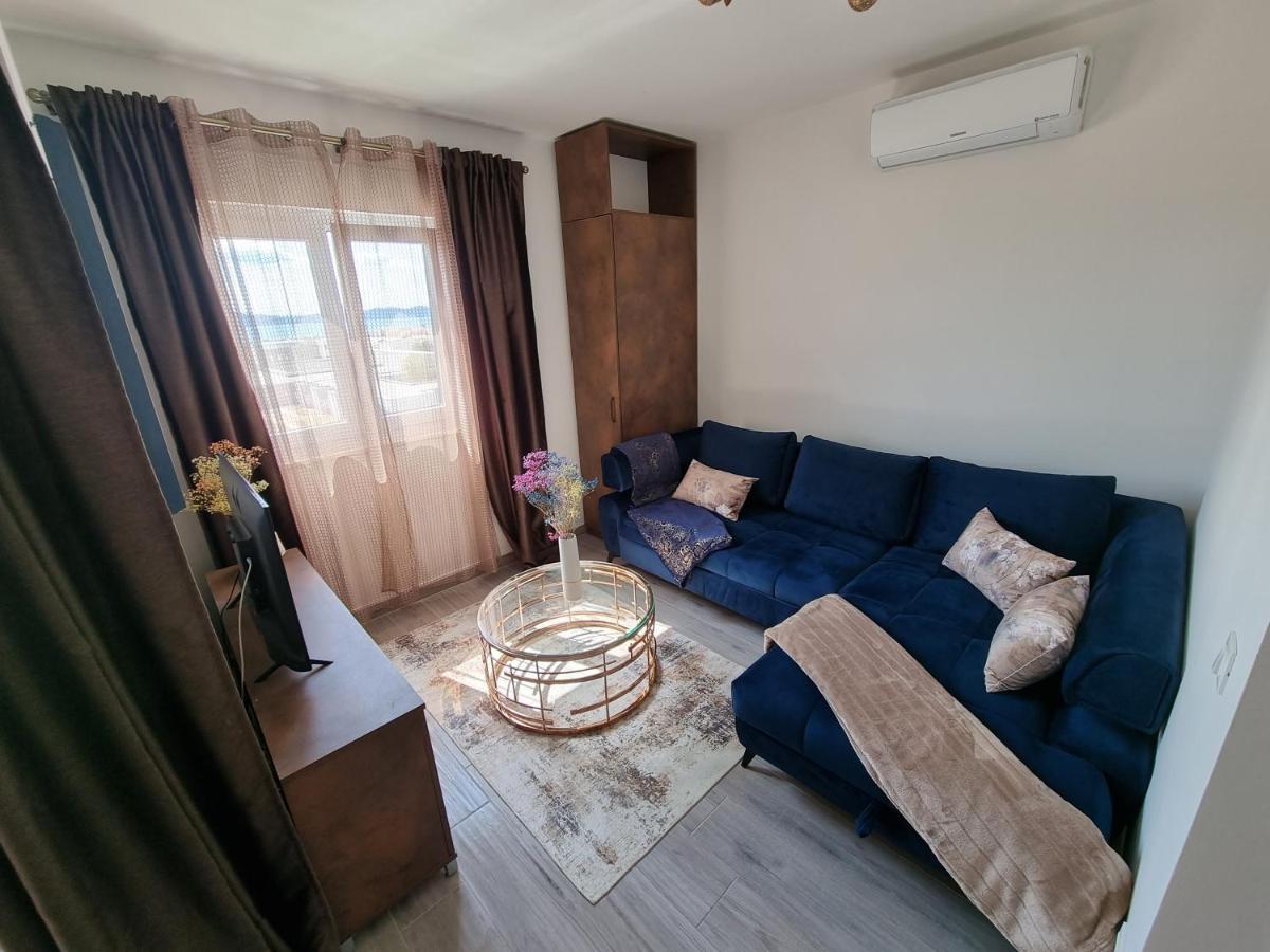Booking Beautifull Studio Apartment Bell With Balcony And Sea View In Zadar Exteriör bild