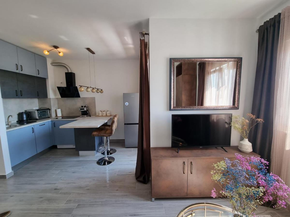 Booking Beautifull Studio Apartment Bell With Balcony And Sea View In Zadar Exteriör bild